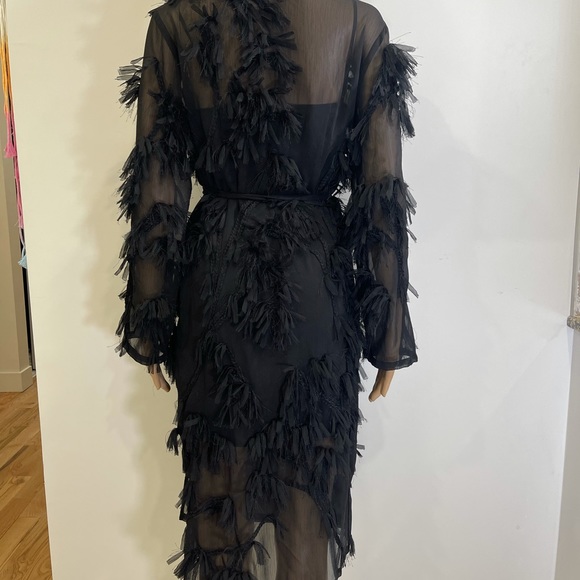 XU ZHI - Picture 3 of 5